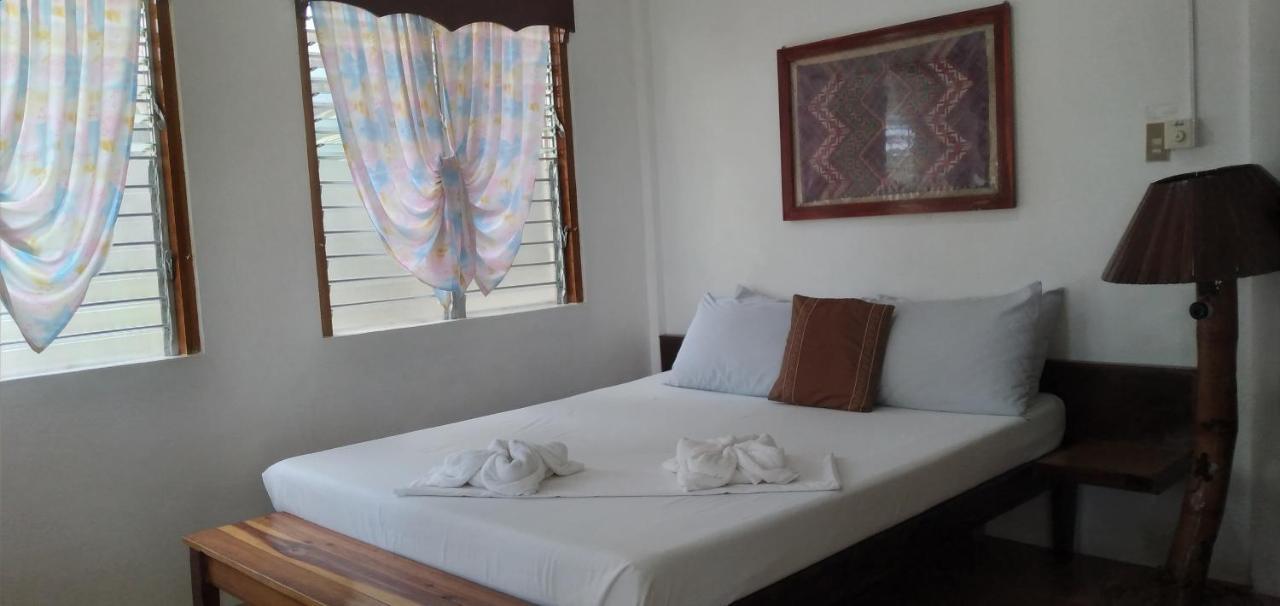 Summer Homes Beach Resort And Cottages Palawan Barton Exterior foto