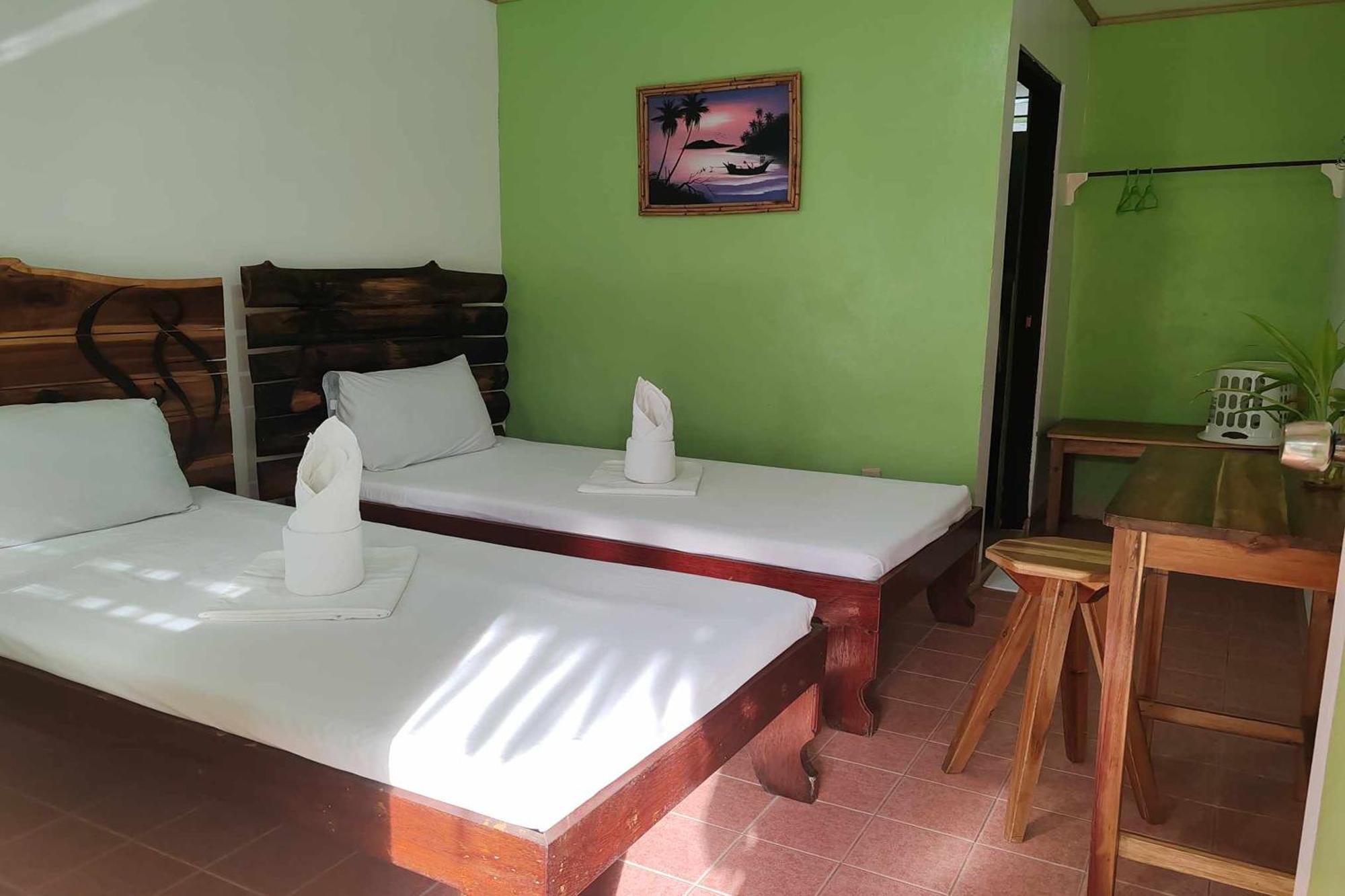 Summer Homes Beach Resort And Cottages Palawan Barton Exterior foto
