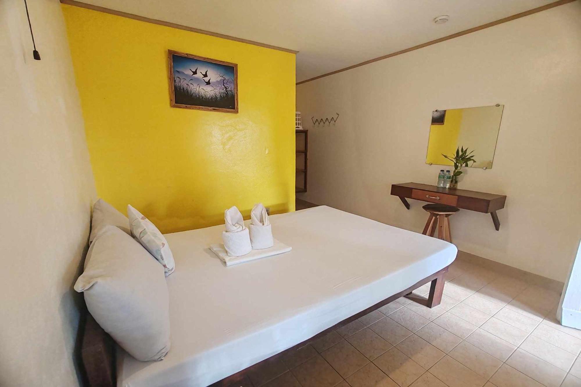 Summer Homes Beach Resort And Cottages Palawan Barton Exterior foto