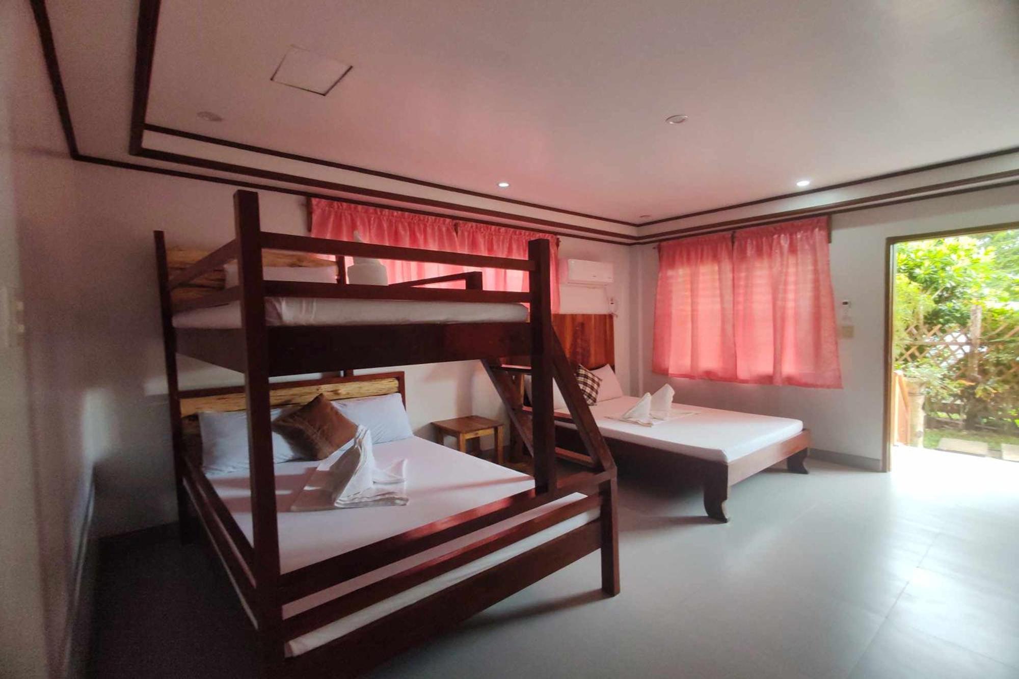 Summer Homes Beach Resort And Cottages Palawan Barton Exterior foto