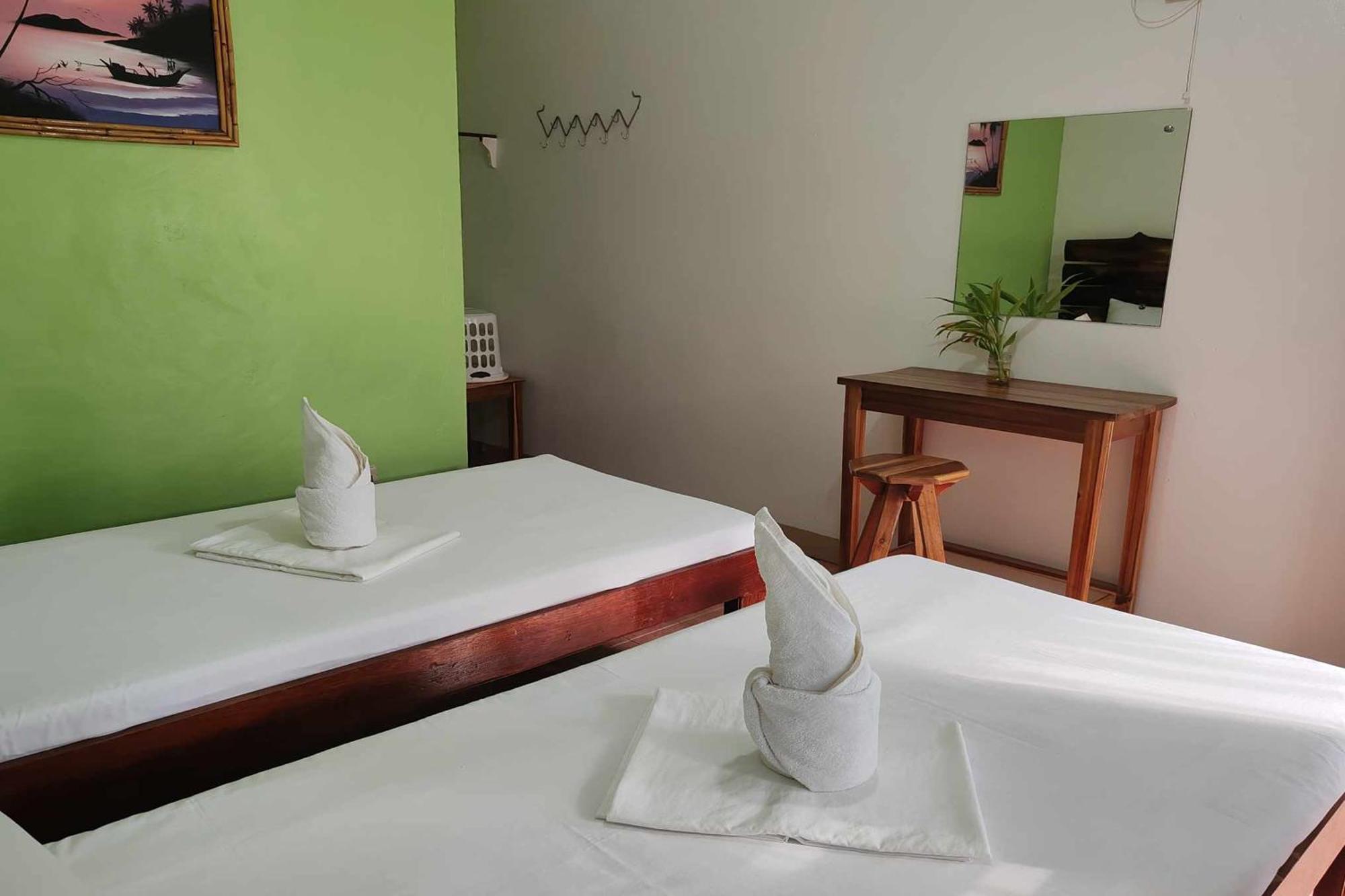 Summer Homes Beach Resort And Cottages Palawan Barton Exterior foto