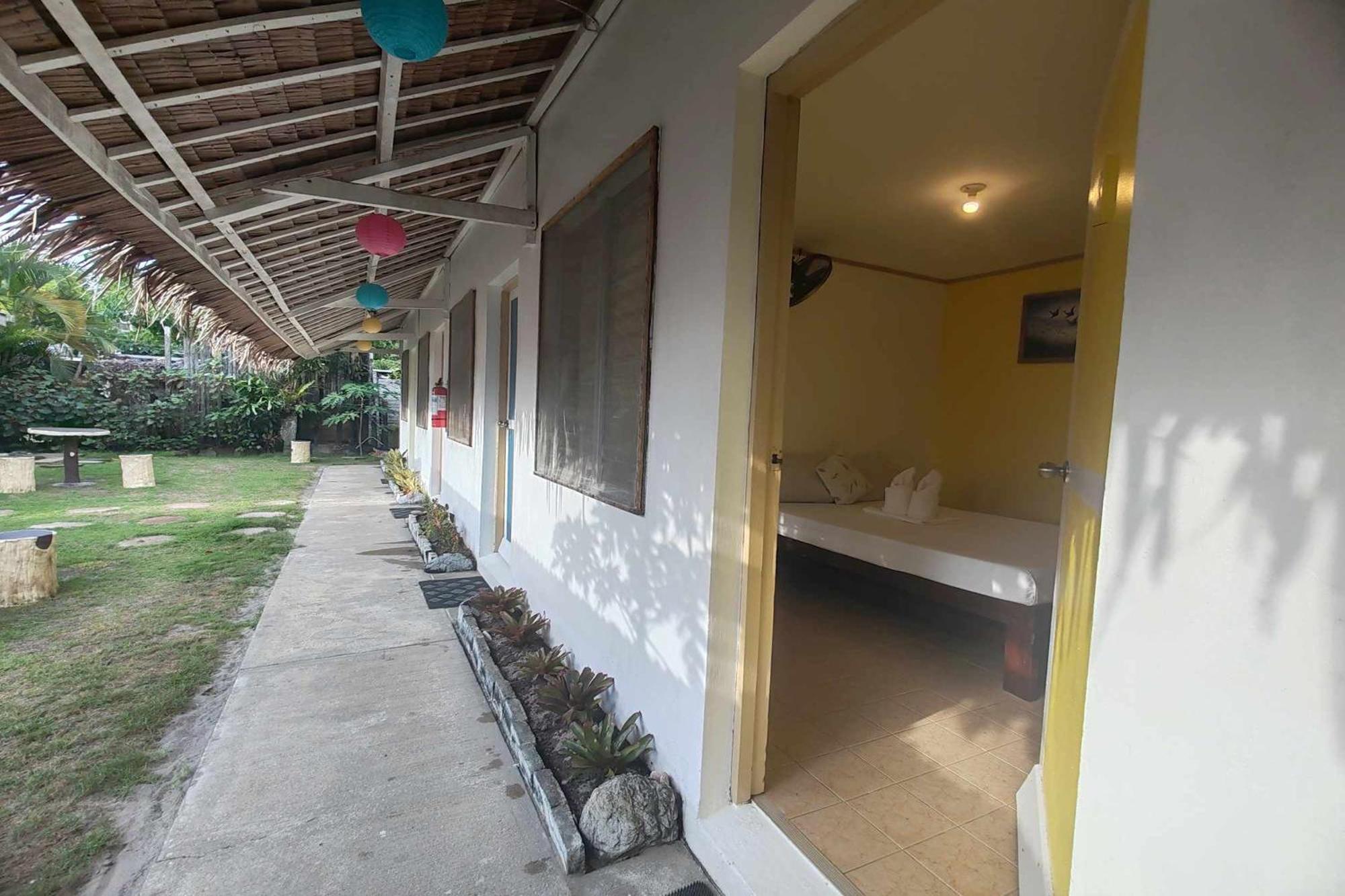 Summer Homes Beach Resort And Cottages Palawan Barton Exterior foto